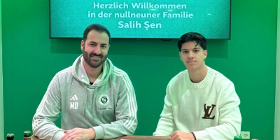 „Er hat eine hervorragende fußballerische Ausbildung genossen”, sagt Kaderplaner Manuel Deißler (links) über Salih Sen. (Foto:  Tina Deißler)