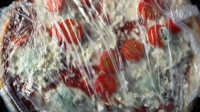 Tiefkühlpizza, Burger-Patties, Knuspermüsli - solche Lebensmittel sind lecker, praktisch und allgegenwärtig. (Archivbild) (Foto: picture alliance / dpa)