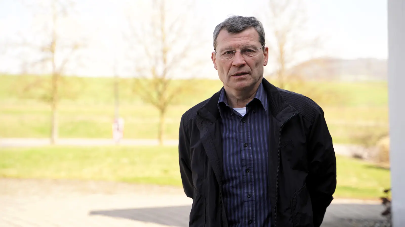 Entschloss sich im Umgang mit einer anonymen Schmäh-E-Mail zu einem ungewöhnlichen Schritt: Heinz Dürr, Bürgermeister von Steinsfeld. (Foto: Simone Hedler)