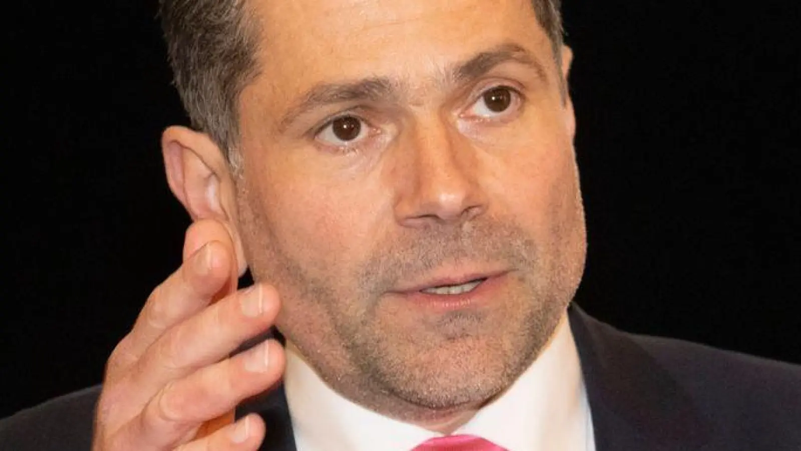 Der neue Rathauschef von Augsburg, SPD-Mann Florian Freund, hat für die kommenden sechs Jahre ein Bündnis geschmiedet. (Archivfoto) (Foto: Stefan Puchner/dpa)