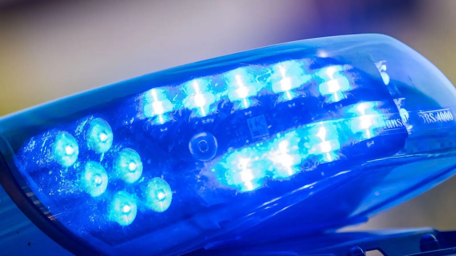 Die Münchner Verkehrspolizei ermittelt. (Symbolbild) (Foto: Lino Mirgeler/dpa)