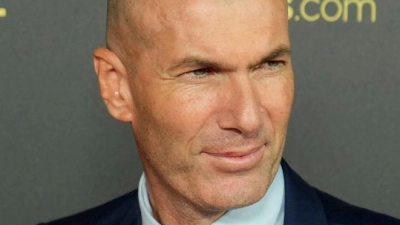 Wird nach der WM offenbar französischer Nationalcoach: Zinédine Zidane (Archivbild) (Foto: Francois Mori/AP/dpa)