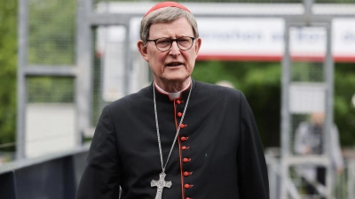 Der Kölner Kardinal Rainer Maria Woelki hat erklärt, er sei bis Juni 2022 nicht mit dem Fall des ehemaligen Sternsinger-Präsidenten Winfried Pilz befasst gewesen. (Foto: Oliver Berg/dpa)