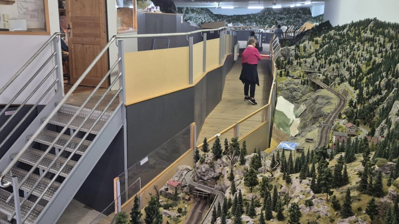 Es gibt viel zu entdecken in dieser Miniaturwelt. Die Ausstellung erstreckt sich über eine Grundfläche von rund 260 Quadratmetern. (Foto: Margit Schwandt)