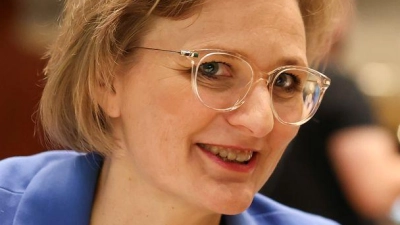 Grünen-Chefin Brantner warf der schwarz-roten Bundesregierung vor, die wichtigen Probleme des Landes nicht lösen zu können.  (Foto: Daniel Löb/dpa)