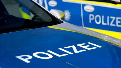 Trotz der Nähe zur Neustädter Polizeiinspektion war vielen Autofahrerinnen und -fahrern das Tempolimit egal.  (Symbolbild: Sven Hoppe/dpa)