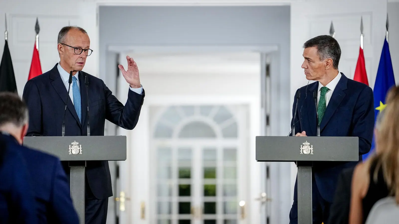 Die Bundesregierung will sich bis zum EU-Gipfel Anfang Oktober zu dem Vorstoß von von der Leyen für Sanktionen gegen Israel positionieren. (Foto: Kay Nietfeld/dpa)