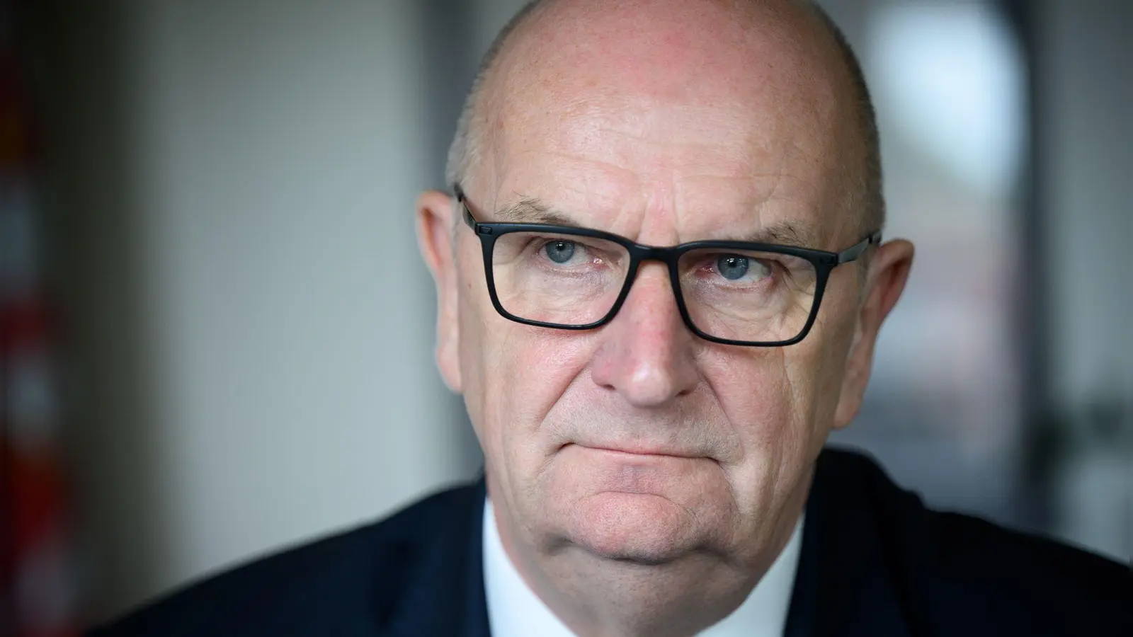 Brandenburgs Regierungschef Dietmar Woidke (SPD) äußerte sich zur Debatte über die SPD-Verfassungsrichterkandidatin Frauke Brosius-Gersdorf. (Archivbild) (Foto: Bernd von Jutrczenka/dpa)