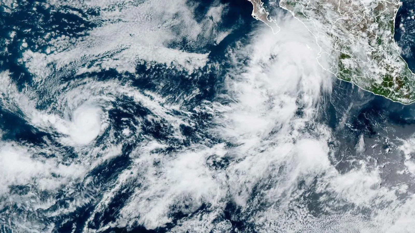 „Lorena“ zieht auf die Westküste von Mexiko zu. (Foto: Uncredited/NOAA/AP/dpa)