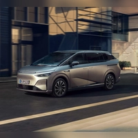 Der X9 ist eine Erscheinung: Schon allein wegen seiner schieren Ausmaße fällt der neue Van von Xpeng ins Auge. (Foto: XPeng Motors/dpa-tmn)