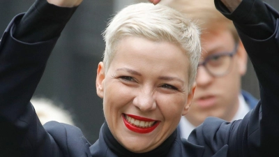 Die prominente belarussische Oppositionspolitikerin Maria Kolesnikowa ist nach jahrelanger Haft wieder in Freiheit. (Archivbild) (Foto: Dmitri Lovetsky/AP/dpa)
