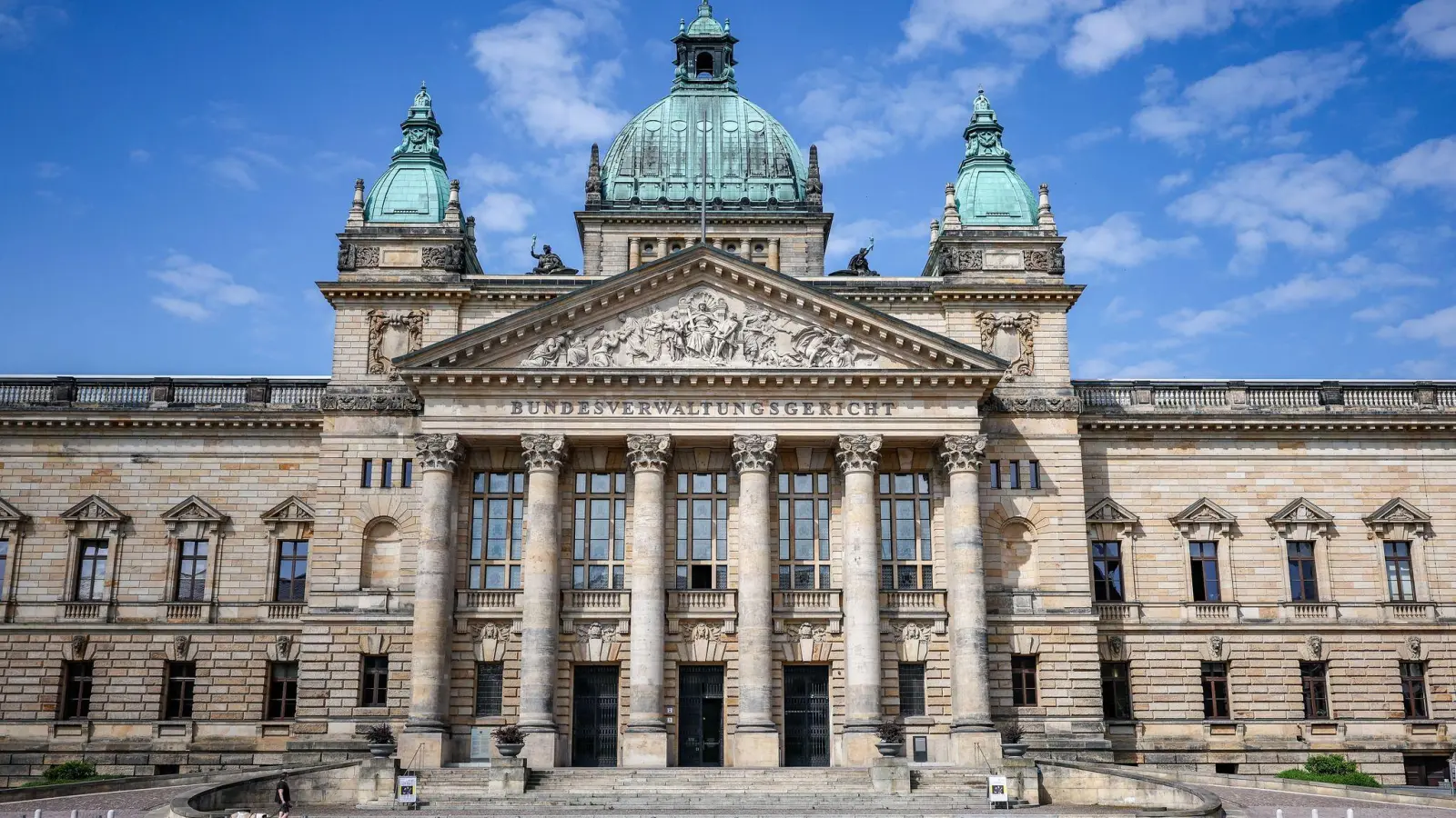Bundesgericht entscheidet über Streit zur Mitgliedschaft der Stadt Nürnberg in der „Allianz gegen Rechtsextremismus“. (Archivbild)  (Foto: Jan Woitas/dpa)