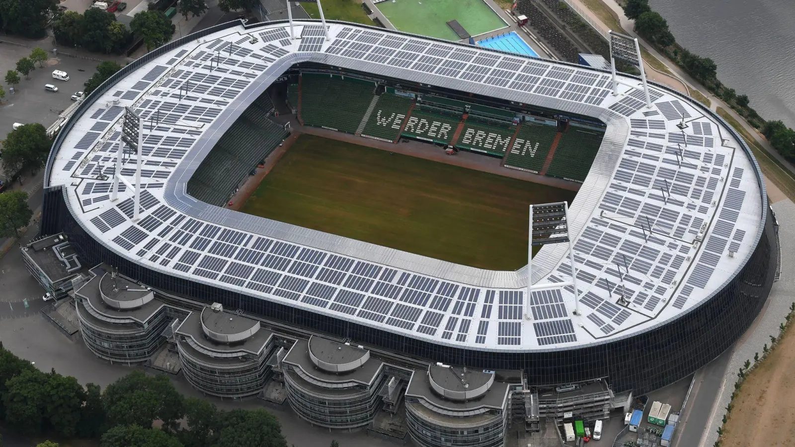 Werder Bremen erlaubt beim letzten Heimspiel der Saison nur Dauerkarteninhabern den Stadionbesuch. (Foto: Carmen Jaspersen/dpa)
