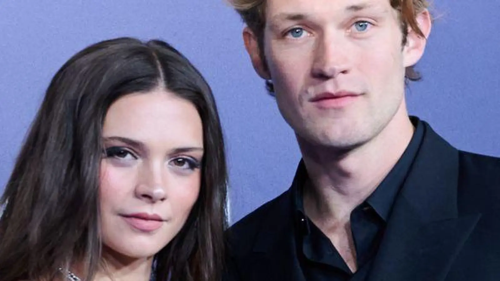 Die Hauptdarsteller Harriet Herbig-Matten (l) und Damian Hardung wurden durch „Maxton Hall“ zu Stars. (Archivbild)  (Foto: Annette Riedl/dpa)