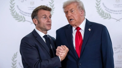 Trump droht: Sollte Frankreich dem „Friedensrat“ nicht beitreten, könnte es hohe Zölle geben. (Archivbild) (Foto: Michael Kappeler/dpa)