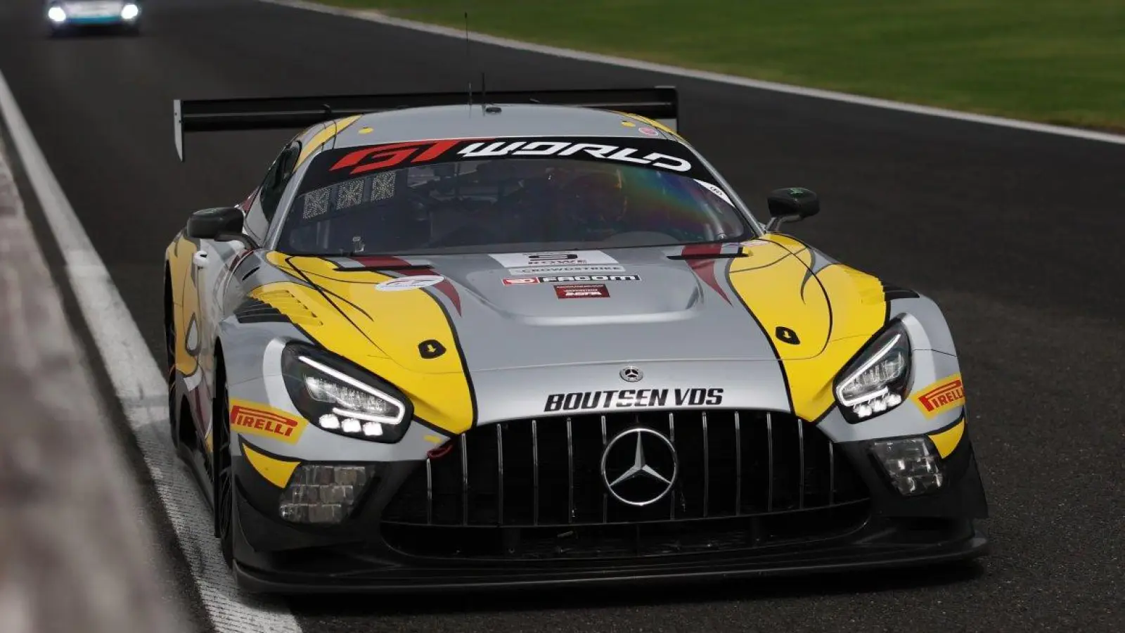 Der Boutsen-AMG hat Potenzial: Im freien Training legte Maximilian Götz die schnellste Zeit aller 75 Fahrzeuge auf den Asphalt. (Foto: SRO / JEP)