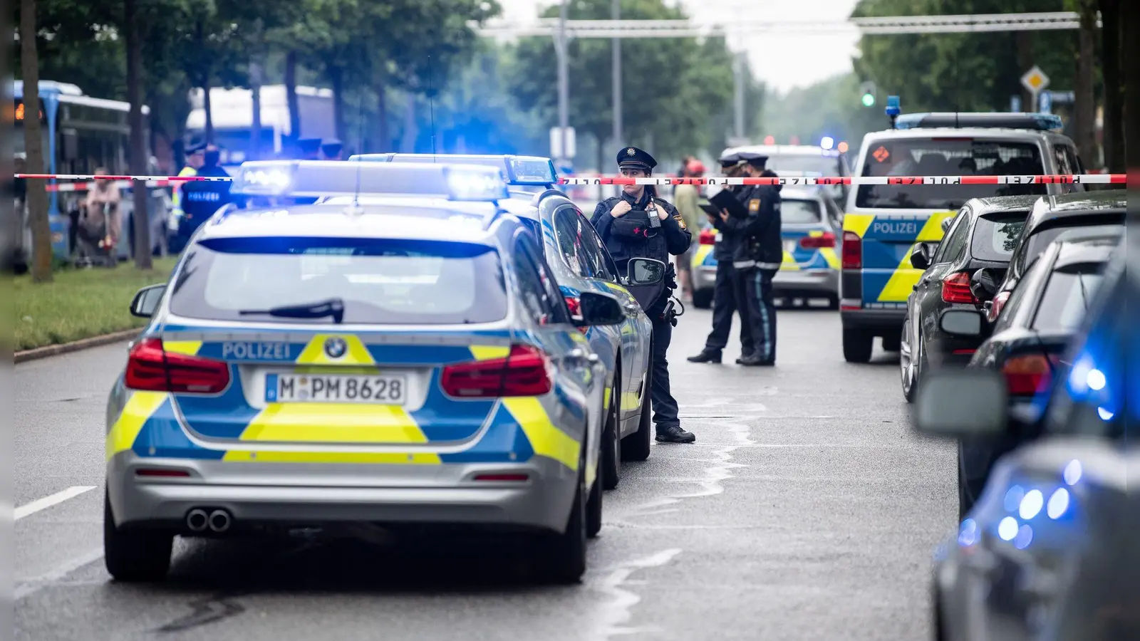 Fünf Jahre nach einer Auseinandersetzung im Rockermilieu beginnt der Prozess gegen drei Männer. (Archivbild)   (Foto: Matthias Balk/dpa)