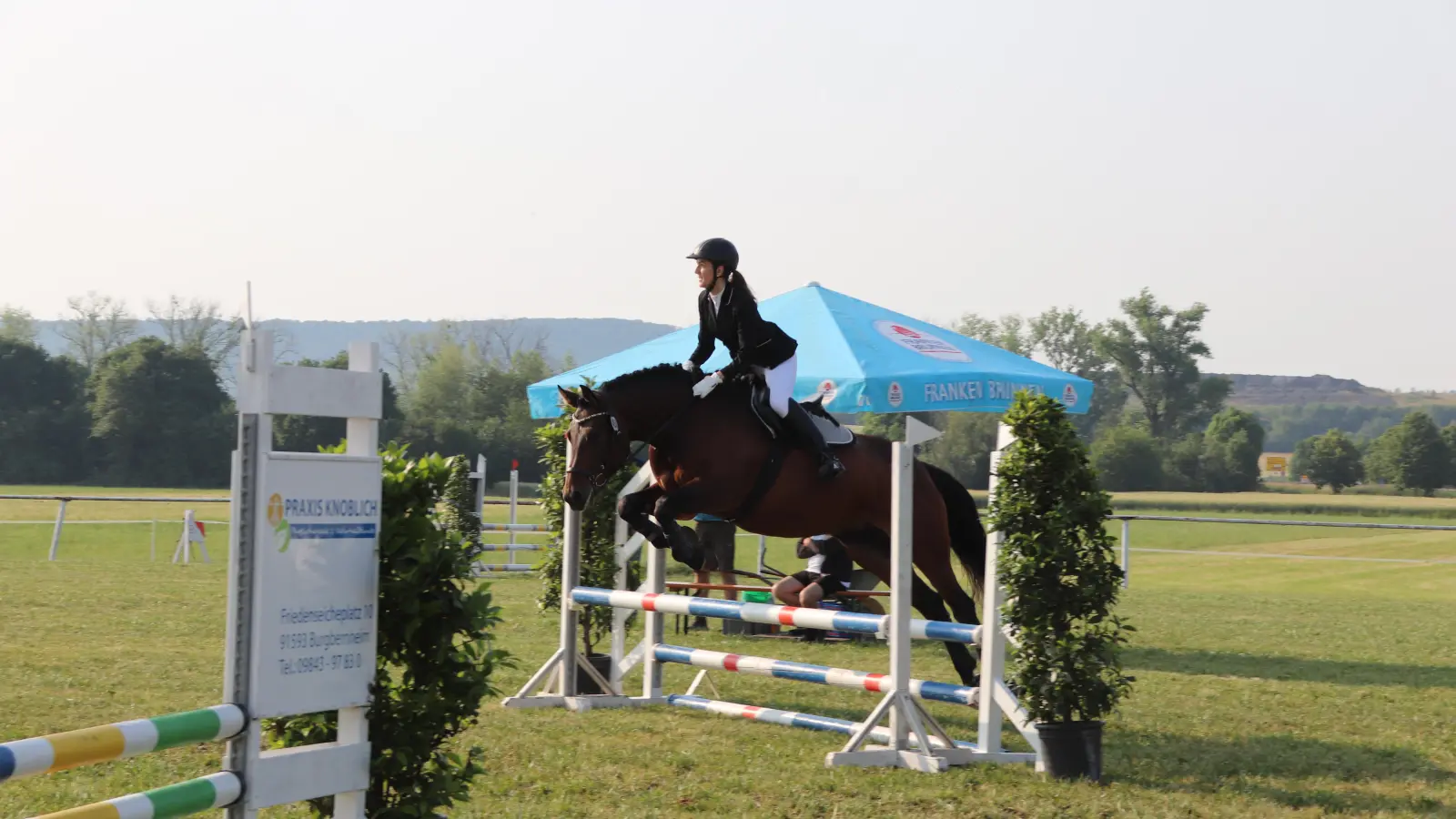 Corinna Göllner mit Perfect Striezl im E-Springen. (Foto: Annika Finnberg)