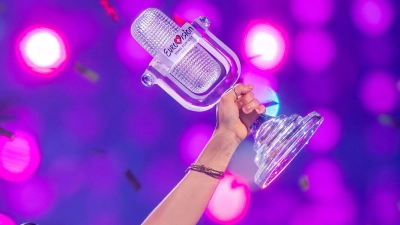 Die ESC-Trophäe. (Foto: Jens Büttner/dpa)