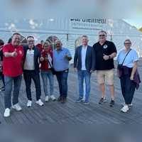 Martin Stellwag (Zweiter von rechts) freute sich über den guten Besuch beim Jubiläumsfest. (Foto: privat)
