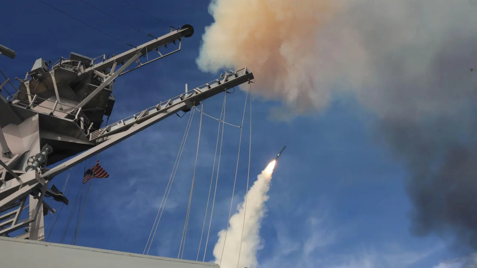 Der Iran-Krieg geht in die fünfte Woche. (Archivbild) (Foto: U.S Navy/U.S. Navy/Planet Pix via ZUMA Press Wire/dpa)