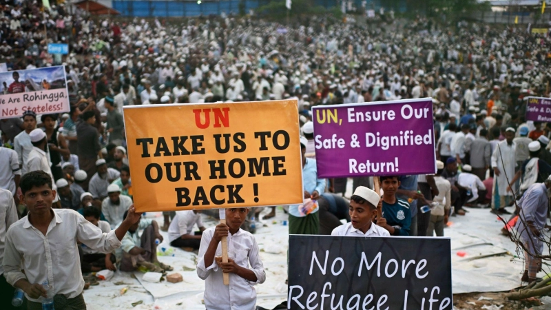 Rohingya-Flüchtlinge leben teils seit Jahrzehnten in Bangladesch (Archivbild) (Foto: Mahmud Hossain Opu/AP/dpa)