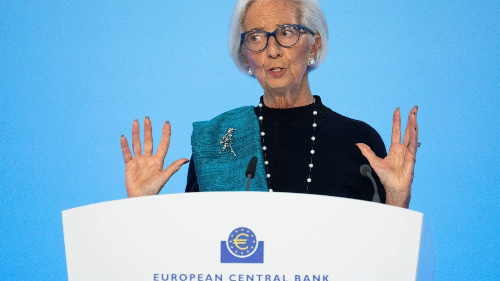 Lagarde: „Ich finde es in gewisser Weise sehr befriedigend, dass so viele Menschen meinen Job haben wollen. Es ist ein großartiger Job.“ (Foto: Boris Roessler/dpa)