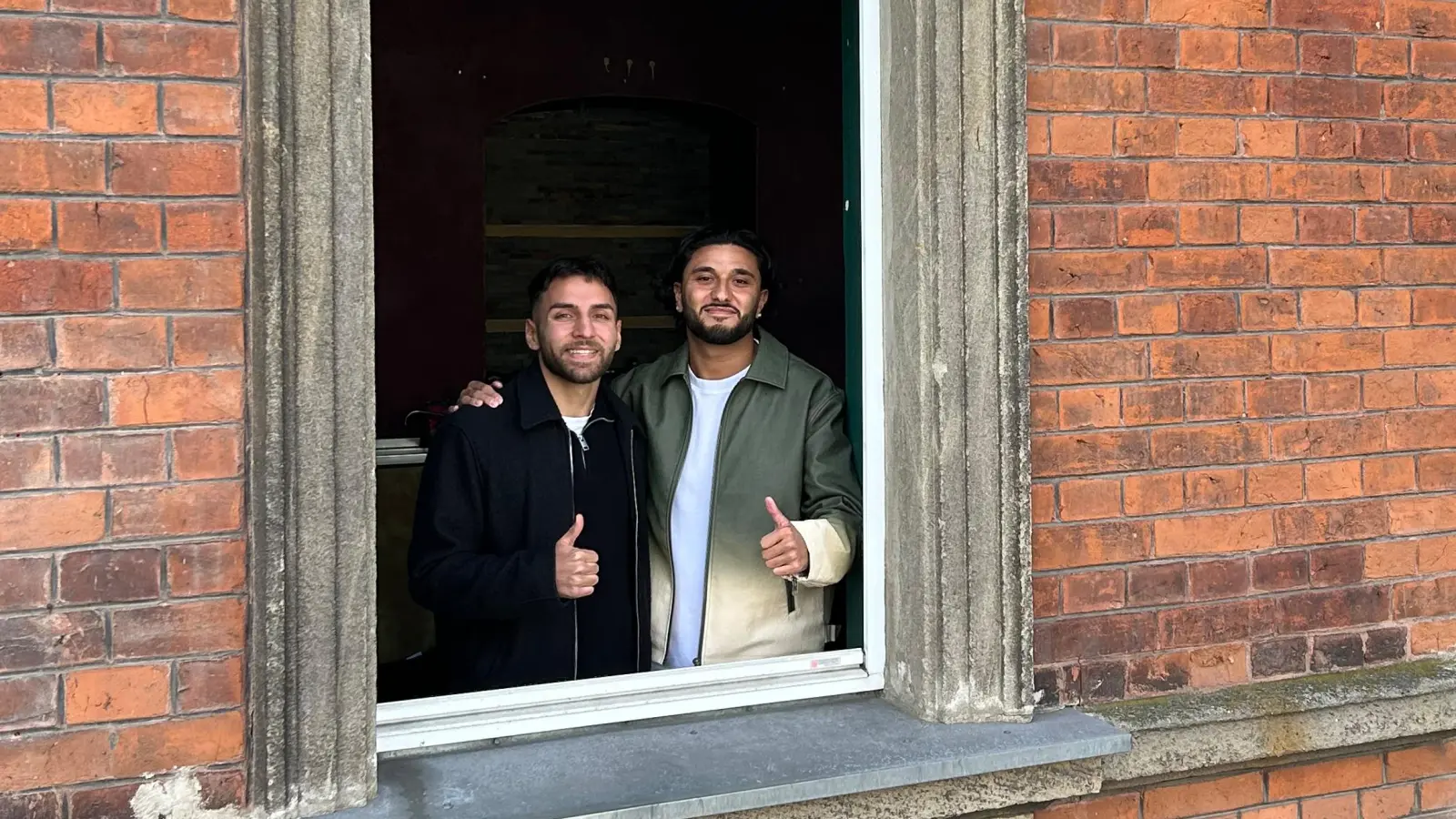 Die neuen Pächter des Café Prinzregenten in Ansbach, Cenk Doganay (l.) und Mert Parim. (Foto: Florian Pöhlmann)