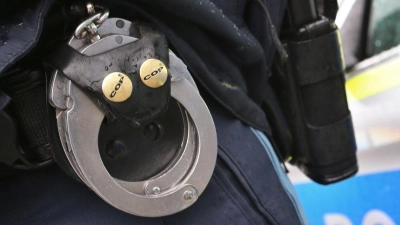 Gegen einen 39 Jahre alten Mann wird nun ermittelt. (Symbolbild) (Foto: Karl-Josef Hildenbrand/dpa)