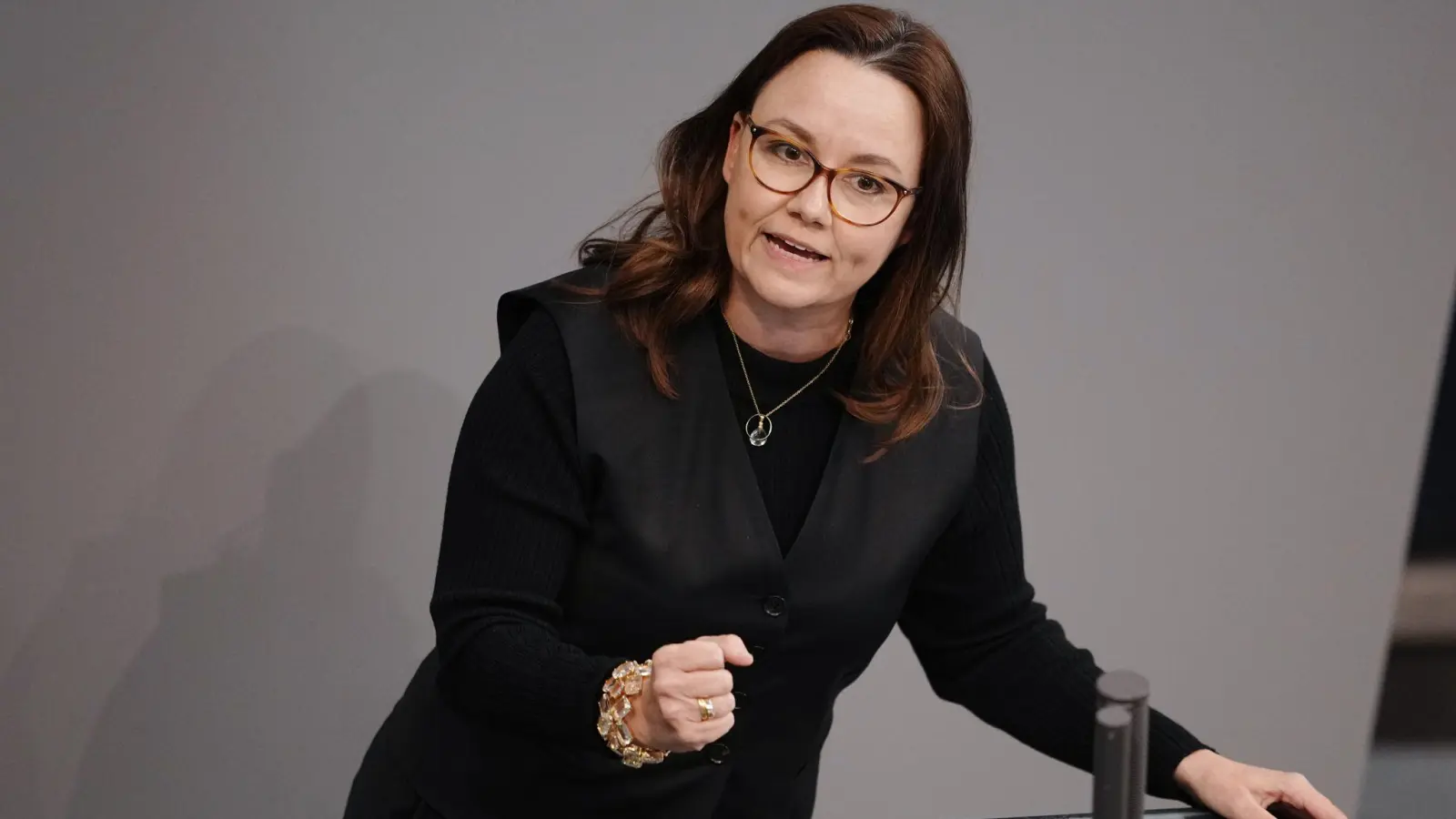 Die Ehefrau des ehemaligen SPD-Bundesvorsitzenden und Vizekanzlers Franz Müntefering (85) tritt die Nachfolge des bisherigen Geschäftsführers und Vorstandssprechers Björn Böhning an.  (Foto: Kay Nietfeld/dpa)