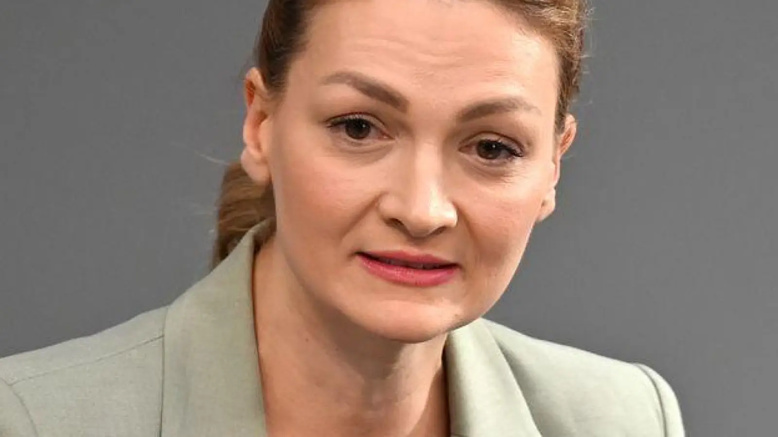 Um auf mögliche Krisen in Zukunft besser vorbereitet zu sein, gibt es nun in Bayern einen neuen Expertenrat zur Stärkung des heimischen Gesundheitssystems. Gesundheitsministerin Judith Gerlach (CSU) ist optimistisch, dass das auch klappt. (Archivbild) (Foto: Rabea Gruber/dpa)