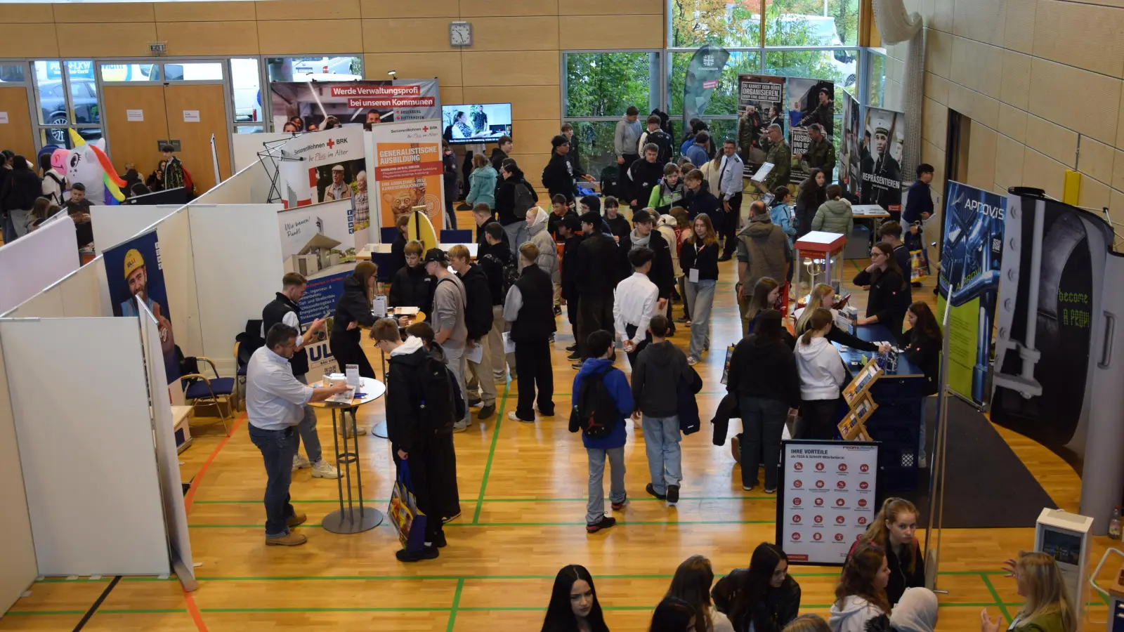 Auf der Ausbildungsbörse winken jungen Menschen wieder zahlreiche berufliche Perspektiven. (Foto: Florian Schwab)