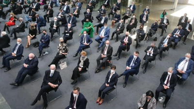 Im Jahr 2022 wählt die Bundesversammlung unter Corona-Bedingungen Bundespräsident Frank-Walter Steinmeier für eine zweite Amtszeit  (Foto: Wolfgang Kumm/dpa-Zentralbild/dpa)
