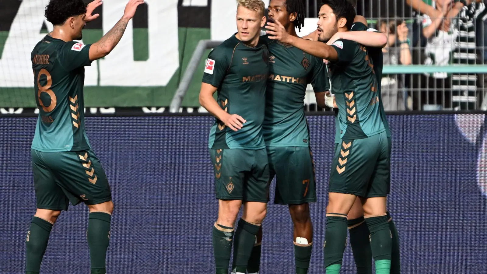 Werder nutzte die Abwehrschwächen Gladbachs gnadenlos aus (Foto: Federico Gambarini/dpa)