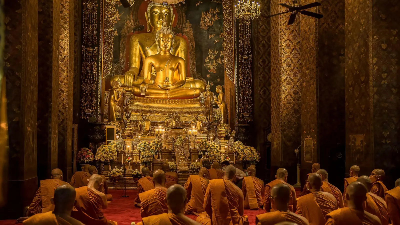 Mönche werden von der größtenteils buddhistischen Bevölkerung Thailands tief verehrt und gelten als moralische Vorbilder. (Archivbild) (Foto: Peerapon Boonyakiat/SOPA Images via ZUMA Press Wire/dpa)