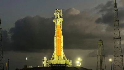 Die erste bemannte Mondmission seit mehr als 50 Jahren steht an.  (Foto: John Raoux/AP/dpa)