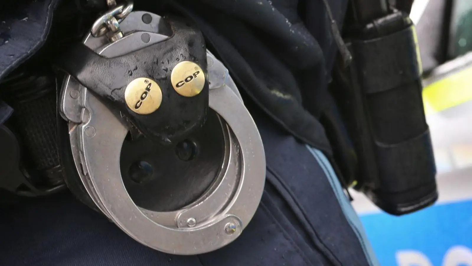 Die beiden Männer wurden nach ihrer Festnahme direkt dem Ermittlungsrichter vorgeführt. (Symbolbild) (Foto: Karl-Josef Hildenbrand/dpa)