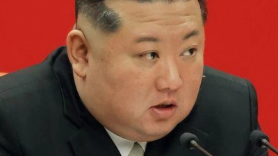 Nordkoreas Machthaber Kim Jong Un rückt von dem jahrzehntelangen Ziel einer Wiedervereinigung mit Südkorea ab. (Archivbild) (Foto: Uncredited/KCNA/KNS/dpa)