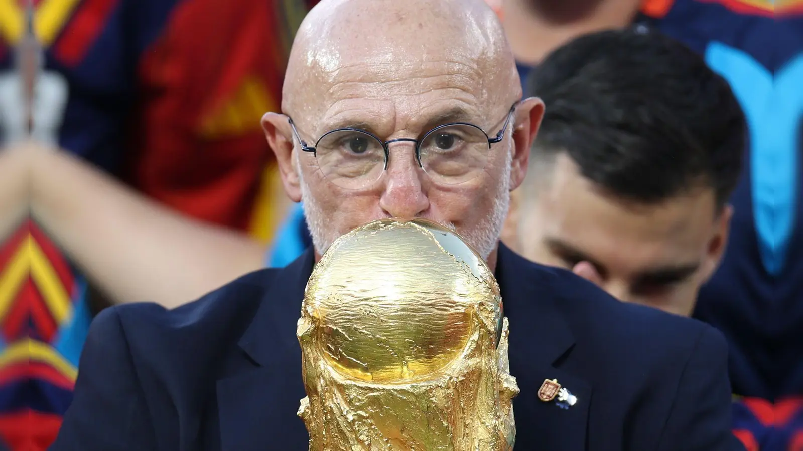 Der Erfolgscoach Spaniens hat einen neuen Vertrag unterschrieben. (Archivbild) (Foto: Li Ming/XinHua/dpa)