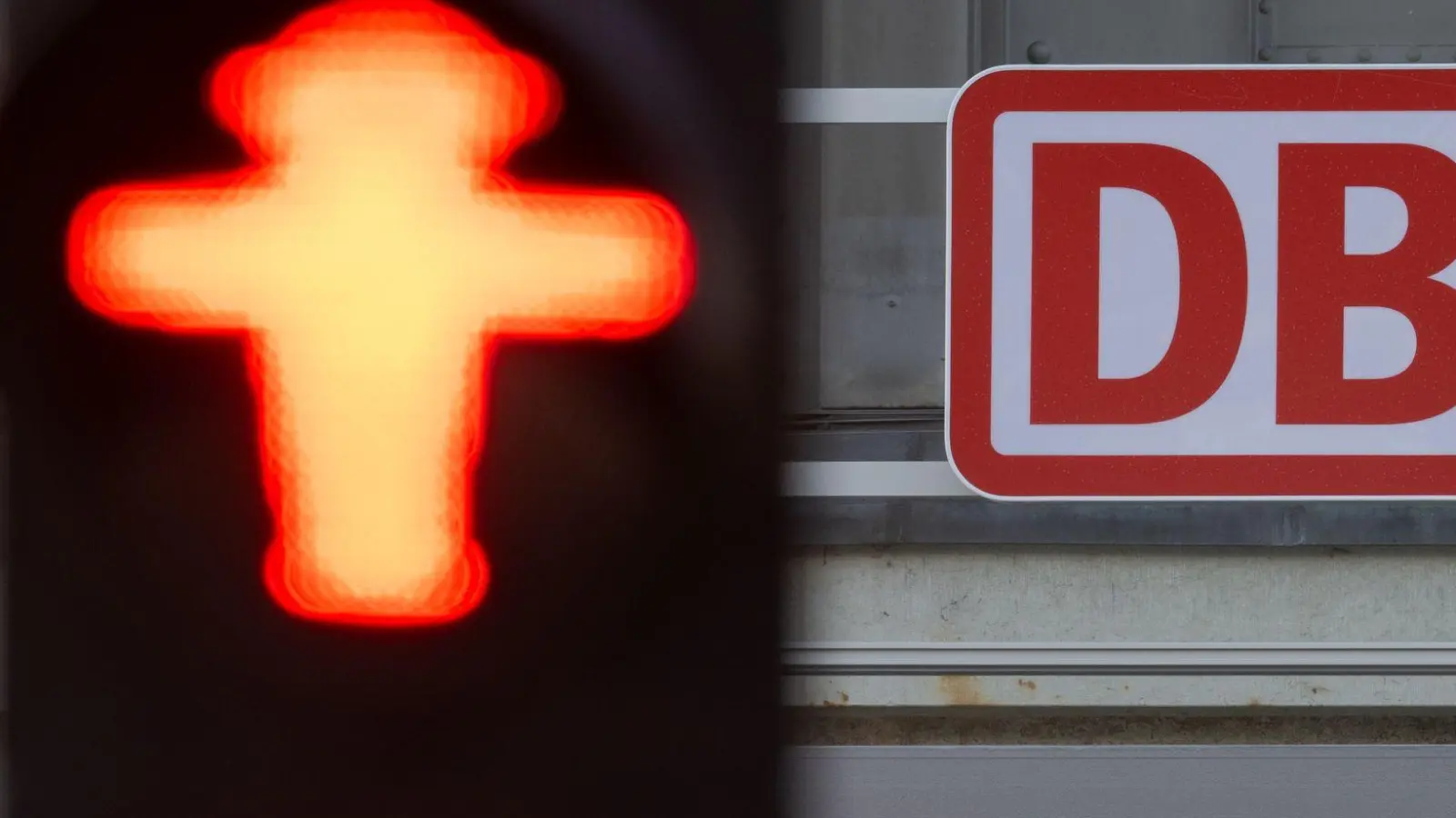 Der Ausbau der Sachsen-Franken-Magistrale ist laut einer Kleinen Anfrage auf unbestimmte Zeit gestoppt (Symbolbild) (Foto: Robert Michael/dpa)