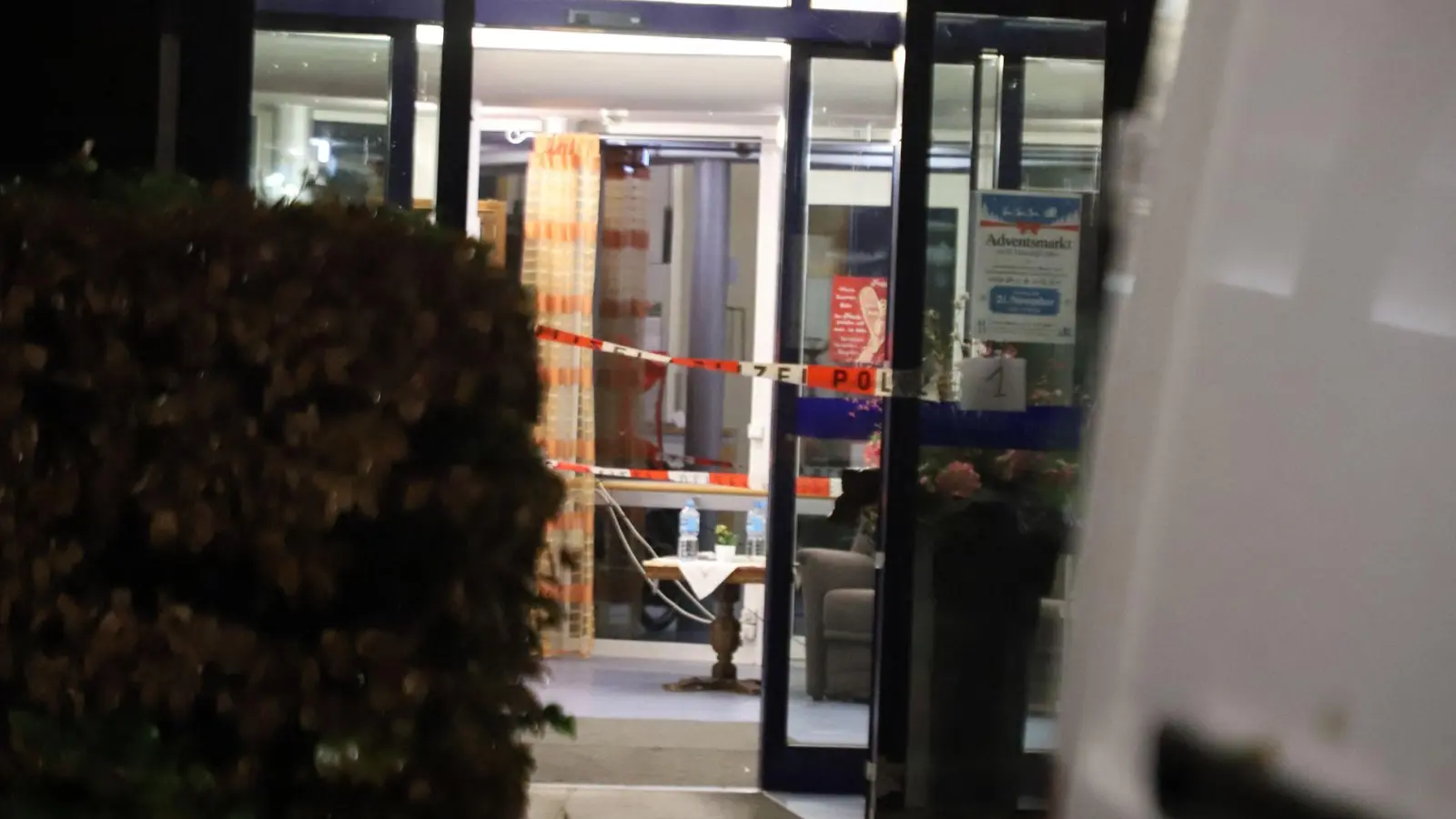 Eine 86-Jährige starb noch am Tatort. (Foto: Sascha Thelen/dpa)