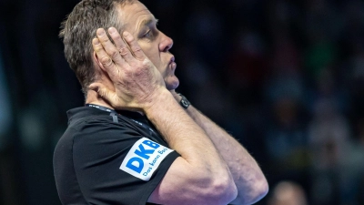 Handball-Bundestrainer Alfred Gislason macht sich vor der Heim-EM Personalsorgen. (Foto: Andreas Gora/dpa)