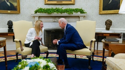 Italiens Ministerpräsidentin Giorgia Meloni und US-Präsident Joe Biden im Weißen Haus. (Foto: Evan Vucci/AP)