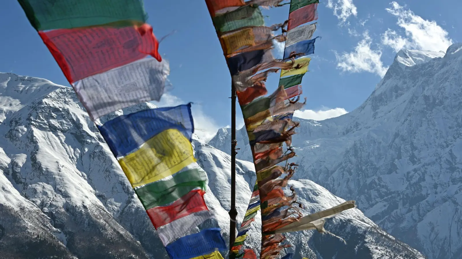 Heilige Orte in Nepal und Tibet sind ein berühmtes Pilgerziel. (Foto: Elisa Schu/dpa)