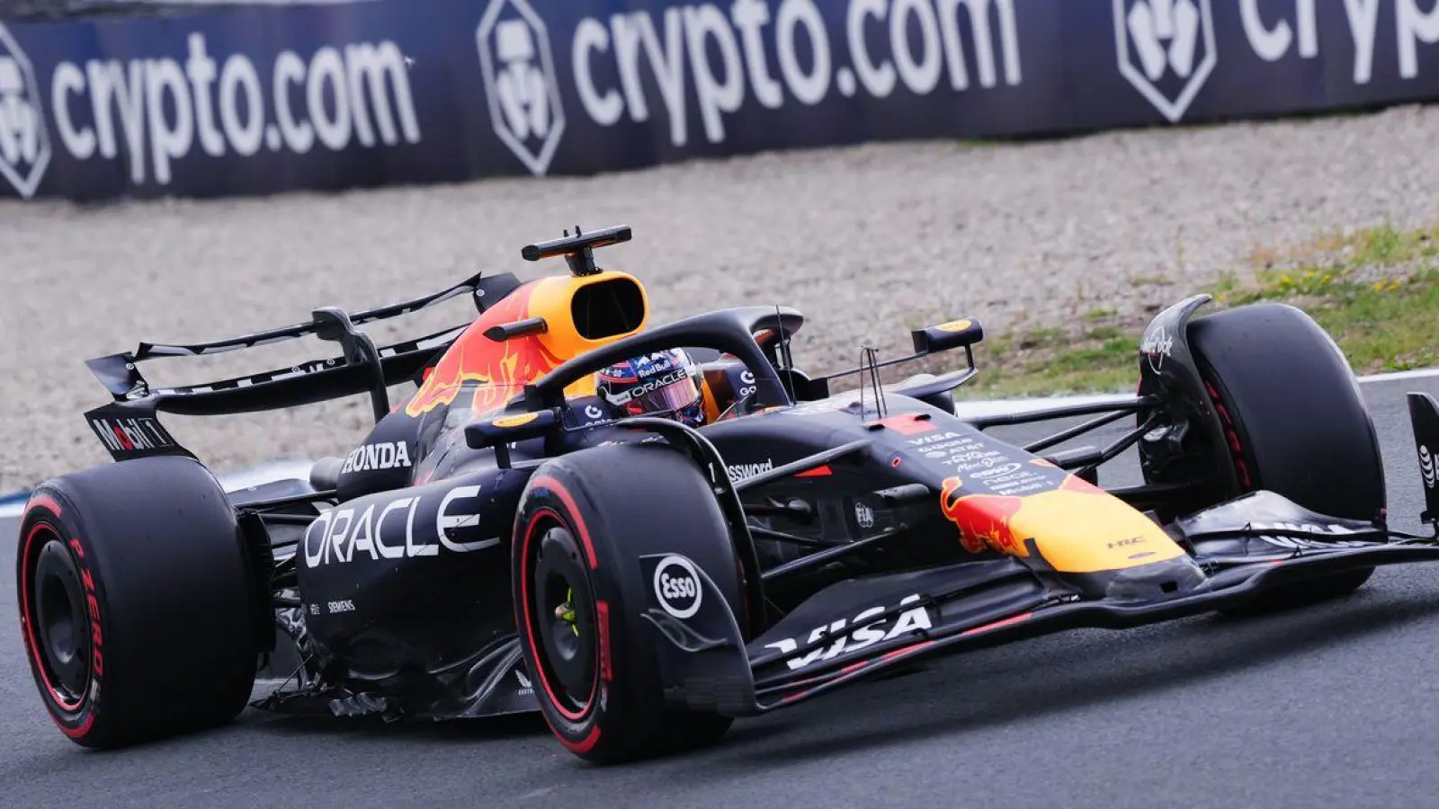Max Verstappen auf der Strecke. (Foto: Bradley Collyer/PA Wire/dpa)