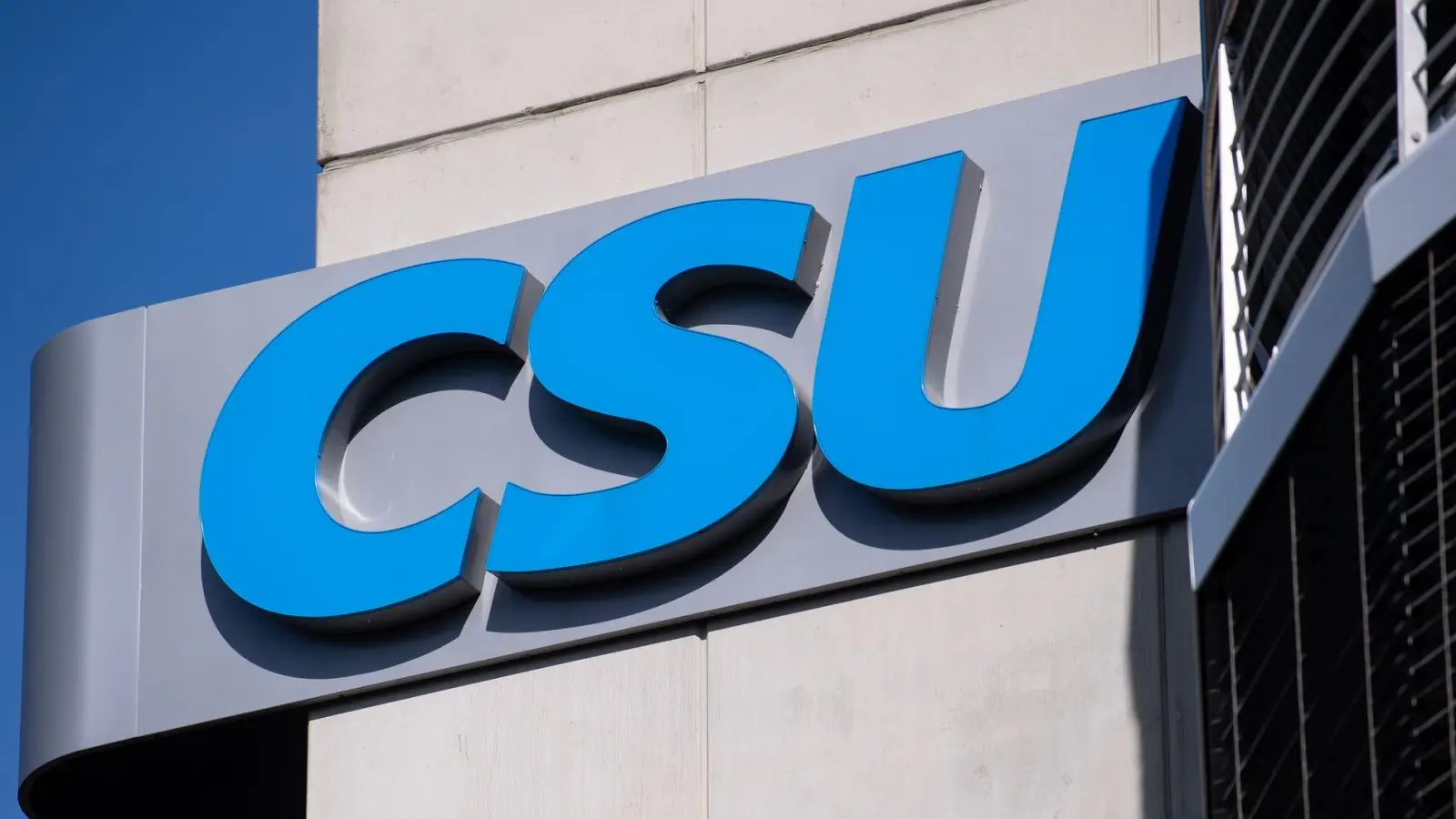 Der CSU-Ortsverband Neubiberg hielt nach dem Vorfall Mitte Oktober an Pardeller fest. (Symbolbild) (Foto: Sven Hoppe/dpa)