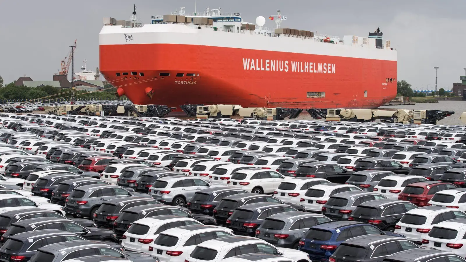 Die gemeinsame Erklärung der EU und USA zur Beendigung des Handelskonflikts regelt auch das sensible Thema der Auto-Importe. (Archivbild) (Foto: Ingo Wagner/dpa)