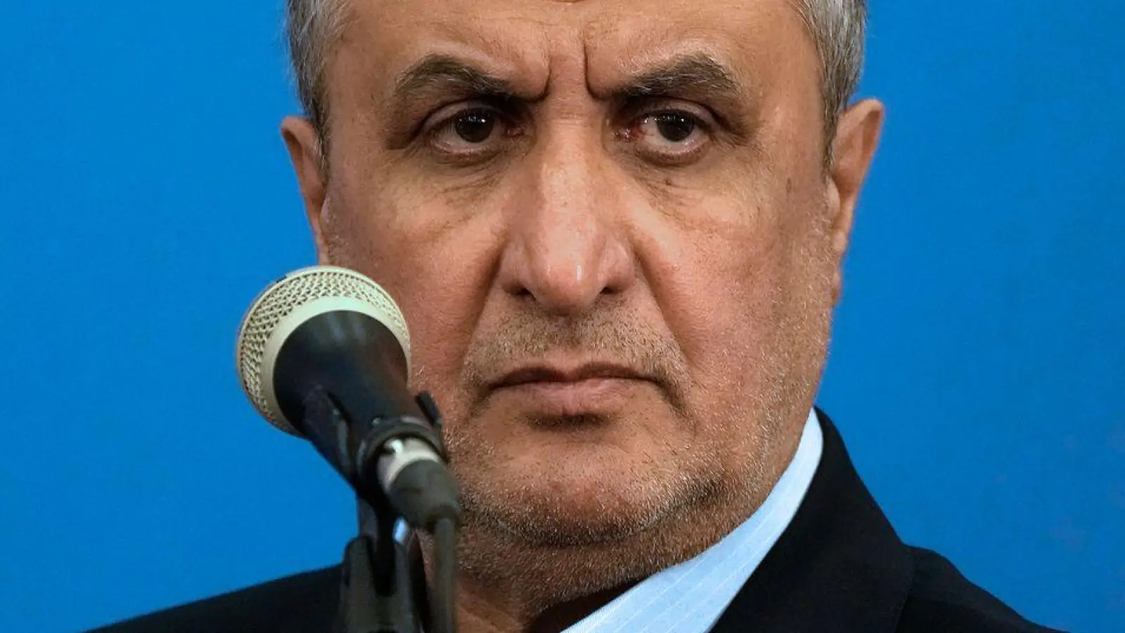 Der iranische Atomchef ist mit einem UN-Reiseverbot belegt. (Archivbild) (Foto: Vahid Salemi/AP/dpa)