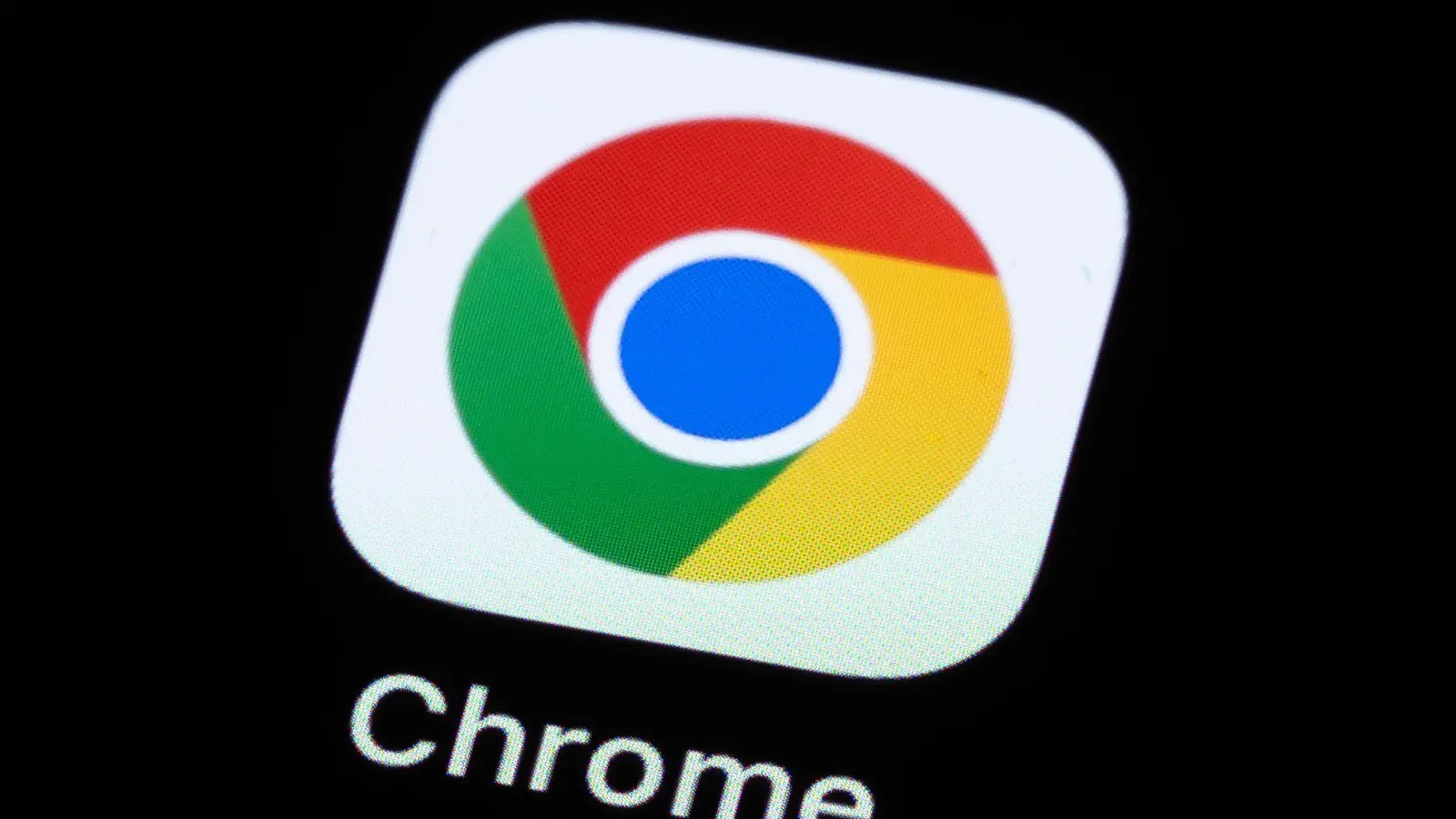 Wer den Chrome-Browser auf dem Computer nutzt, sollte schnell das jüngste Update installieren. (Foto: Silas Stein/dpa)