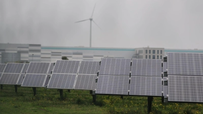 Meyer Burger scheitert an Billigkonkurrenz aus China (Archivbild)  (Foto: Simon Kremer/dpa)